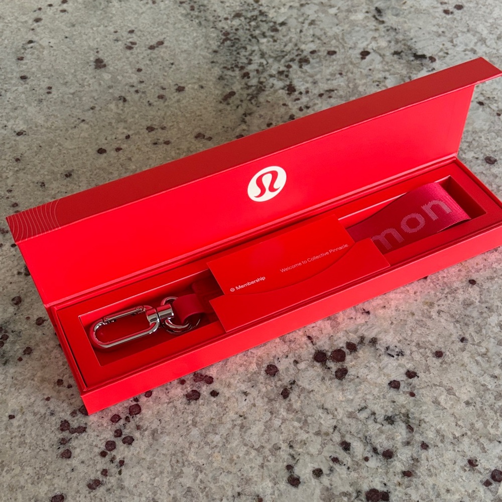 Lululemon Red Never Lost Keychain Collective Pinnacle Members Exclusive